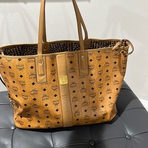 MCM Liz Reversible Large Tote